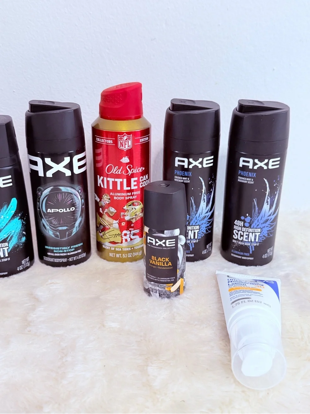 Apollo Black Deodorant Body Spray - Black/Blue